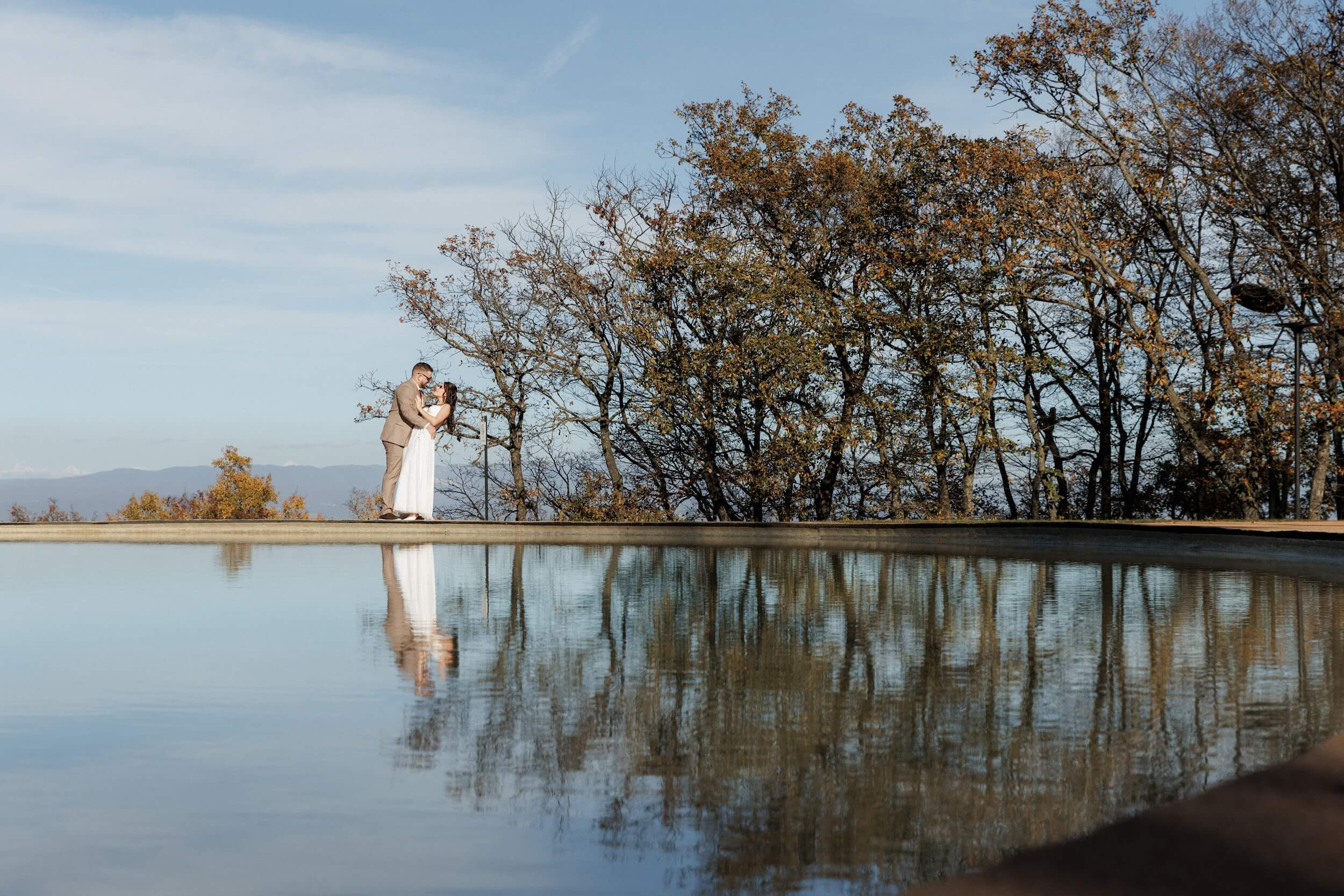 Wedding by the lake