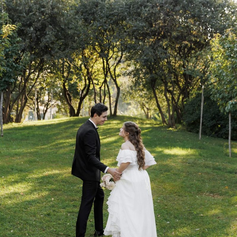 Vineyard wedding organization for foreigners
