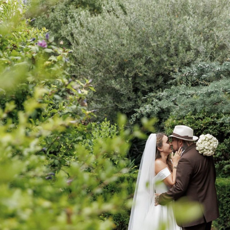 Wedding ceremony organization for foreigners